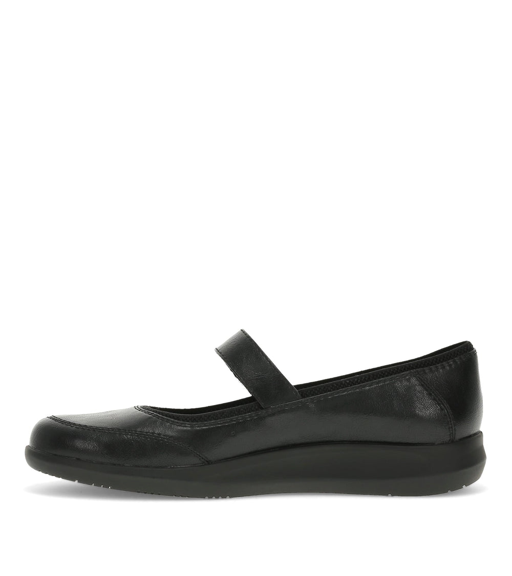 Baretraps Joesie Mary Jane Flat Black