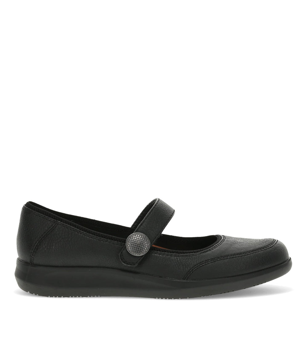 Baretraps Joesie Mary Jane Flat Black/Black
