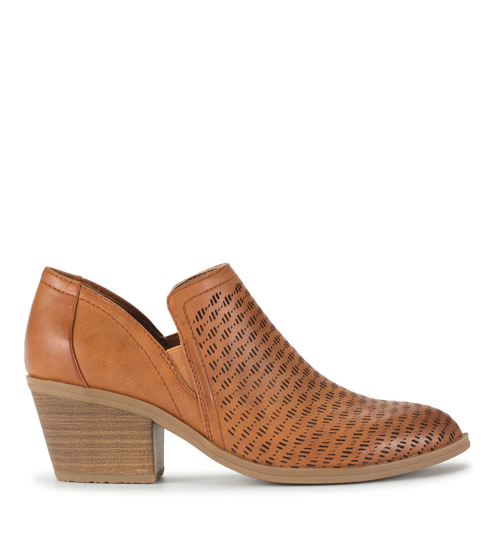 Baretraps Slaine Ankle Bootie Cognac