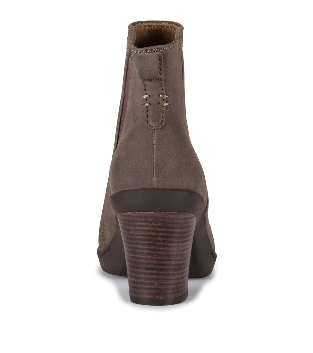 Baretraps Dasha Block Heel Bootie Oak